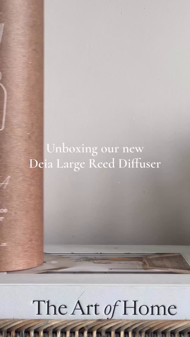 Unboxing our newest scent obsession
Meet Deia, a beautifully warm, sophisticated reed diffuser inspired by the tranquil garden town of Deia in Mallorca. Notes of sandalwood and sweet orange blossom create the perfect calming fragrance for any space
From the amber glass bottle to the natural wood detail, every piece was designed to bring effortless luxury into your home.
Would you style this in your hallway, bedroom or living space?
#BoxwoodHomeInteriors #ReedDiffuser #HomeFragrance #InteriorStyling #luxuryi̇nteriors