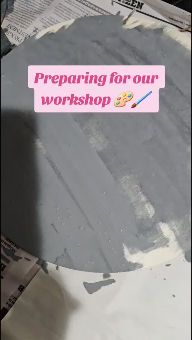 preparing for our upcoming workshop 🎨🖌🧡💓.
Have you booked yours?
#thingstodochicago #craftparty #craftworkshop
#DIY #teambuilding