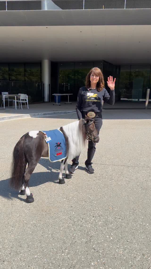 Belle & Sharon have arrived at Shiners.