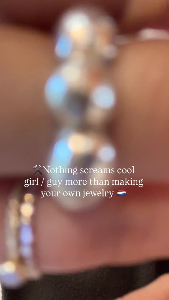 ⚒️Handmade jewelry, made by you 😍 Make it in solid gold, silver or silver clay! See you soon at Atelier May in Amsterdam?🇳🇱 #amsterdamguide #workshops #ringmakingworkshop #ateliermay