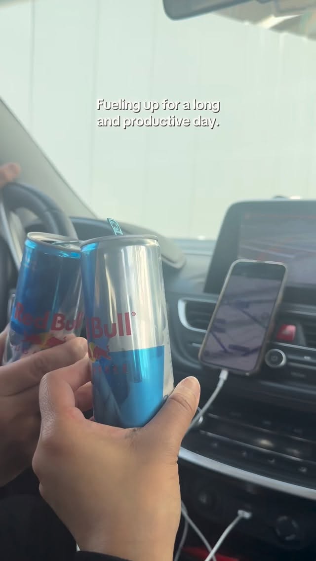 Yesterday was a whirlwind but we’re oh so grateful every millisecond of the day. 🤍 #anneartwearproject #LivePersonalization #event #ahmedseddiqi #dubai