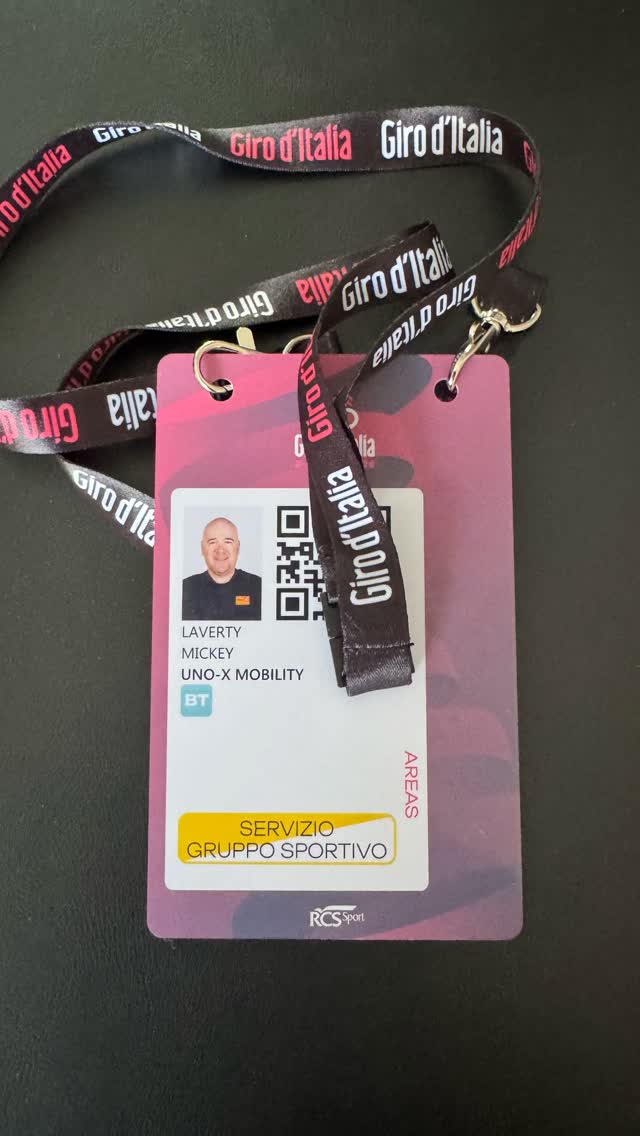 Day 1 @giroditalia started in a beautiful waterfront here in Bulgaria. Great start to the day. It’s great having a plan til you get punched in the face 👊🫣 Thankfully the injuries were not so bad tonight. We go again tomorrow 🚀🇮🇹 #cycling #cyclinglife #dundalkosteopathyclinic #dundalksportsmedicine #roadcycling