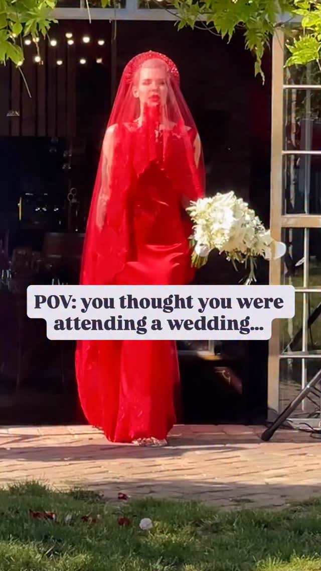 You thought you were attending a wedding…
but it turned out to be a cinematic masterpiece. 😍
🌹
I have been a part of a wedding like this.
My auntie got married in a dramatically stunning red dress and I performed at her wedding, but the music was no where near as theatrical as Carmina Burana. She chose Gabriel’s Oboe, which is impressive in its own right. 🥰😍
#bridalentrance #weddingmusic #unforgetablebrides #essexweddings #weddingviolinist
