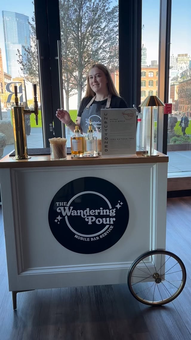Double posting on a Monday because as a caffeine addict myself, I can confirm there is nothing better than starting your day with our nitro cold brew and matcha on tap.
Creamy, velvety and smooth.
Treat your team or your guests at your wedding, corporate event, private event across Massachusetts in Rhode Island with our tap cart designed to elevate every event.
Cold Brew | Nitro Cold Brew | Coffee Cart | Matcha | Mactha Bar | Matcha on Tap | Weddings | Corporate Events | Private Events | Massachusetts Mobile Bar | Serving MA and RI
#coffeecart #matchabar #coffeebar #beverageservice #mobilebarservice