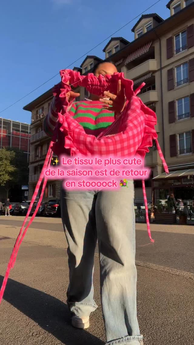 Le fameux tissu rose est de retour !! Tous les modèles dispo en précommande ou en personnalisation 🥰💐 #backinstock #smallbusiness #pinterestinspo