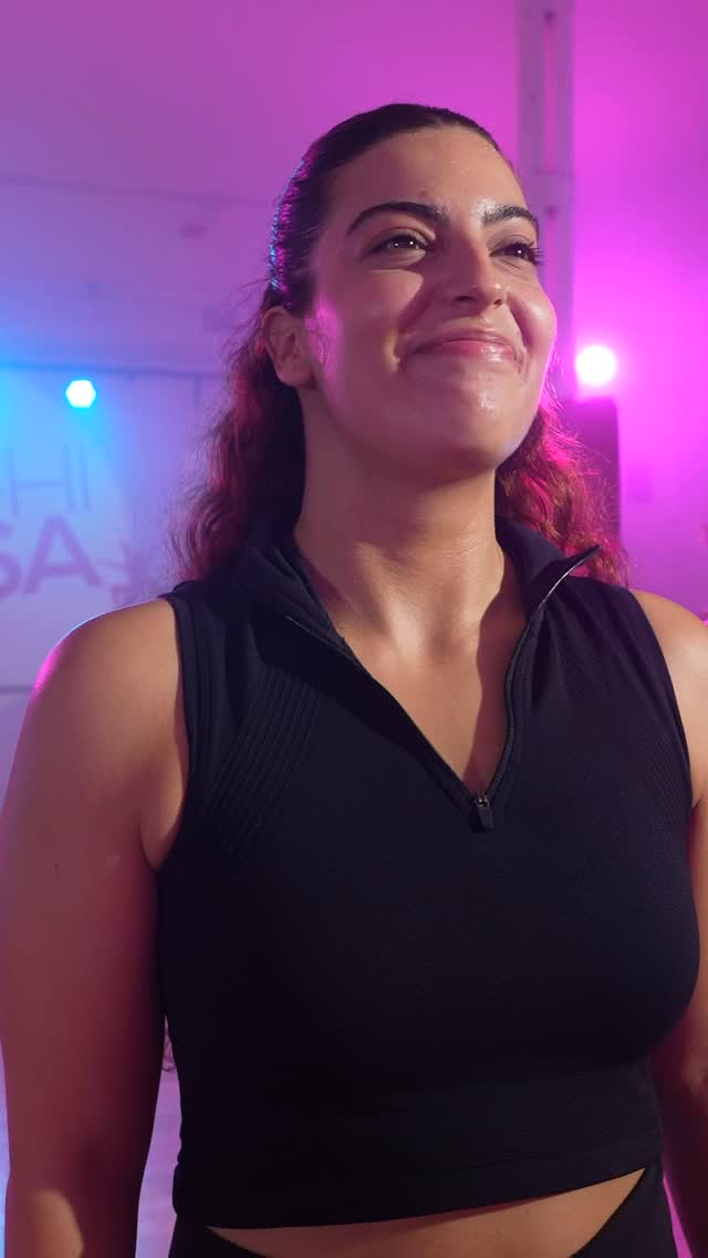 El pas de la @paulamontserrat02 per el Som-Hi parla d’un procés molt important dins la formació:
⚡️Descobrir que cada ballarí té un camí propi⚡️
A Som-Hi, l’acompanyament va més enllà de la classe.
Els professors observen, orienten i ajuden cada alumne a trobar les eines que necessita per créixer.
🌟
Perquè formar-se en dansa no és avançar tots igual, sinó aprendre a reconèixer el propi cos, el propi estil i la pròpia manera de seguir millorant.
🫀Paula, ens encanta que continuïs connectada a Som-Hi i veure com segueixes creixent des del teu propi camí.
Vols fer de la dansa la teva professió?
T’esperem a les proves d’accés del Recorregut Professional.
Link en bio
SOM-HI!!
🎥: @rogerbayerrifilms
Edit: @arielacnet
#barcelona #somhidansa #dance #dancer
