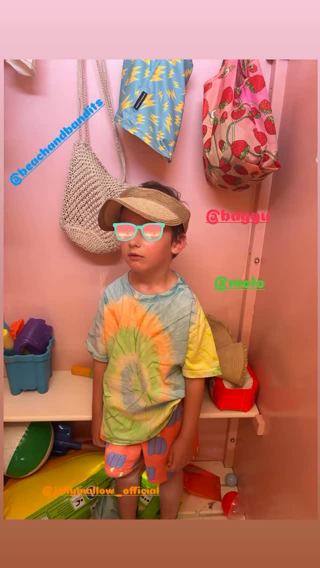 🌞Beachtime 🌞#kidsfashion #berncity #mamashopping #beachwearkids #shoplocal