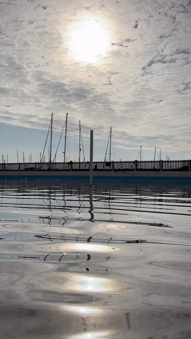 Book a communal session.
Or keep it private.
Hot sauna + cold plunge + slow weekend.
See you there.
#lymington #newforest #hellooutdoors #seawatersauna #saunaandplunge