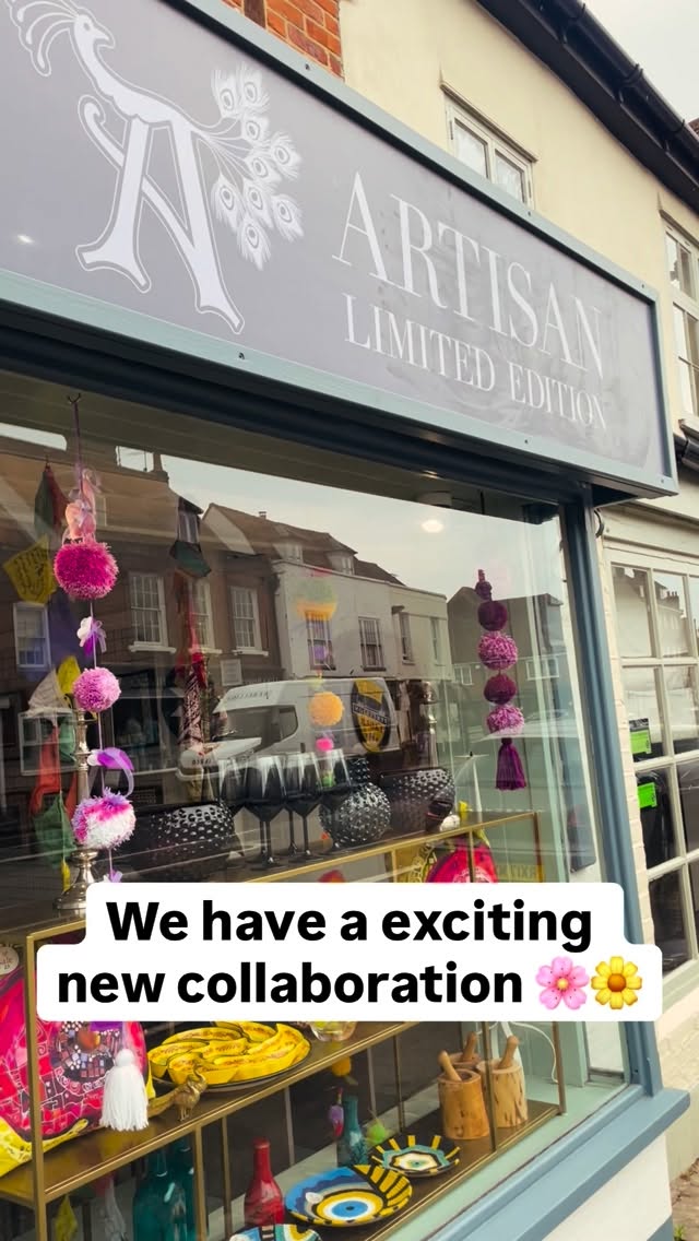 There’s something so special when a local collaboration just blooms 🌼
Its so lovely to be collaborating with the magical Rose, owner of @artisanamershamshop to create our very own bespoke aromatherapy spray for the Sound Spa 🌸
It’s called Golden Bloom: The Sacred Return 💫crafted to leave you feeling radiant, rooted and whole 🌿
I’ll be using at our next Sound Spa on 19th May, and if you fall in love with its magic (which I think you will ✨), you’ll be able to pick up a bottle from our little pop-up shop on the night or pop by and see Rose @artisanamershamshop
#amersham #buckinghamshire #aromatherapy #soundmeditation #soundhealing