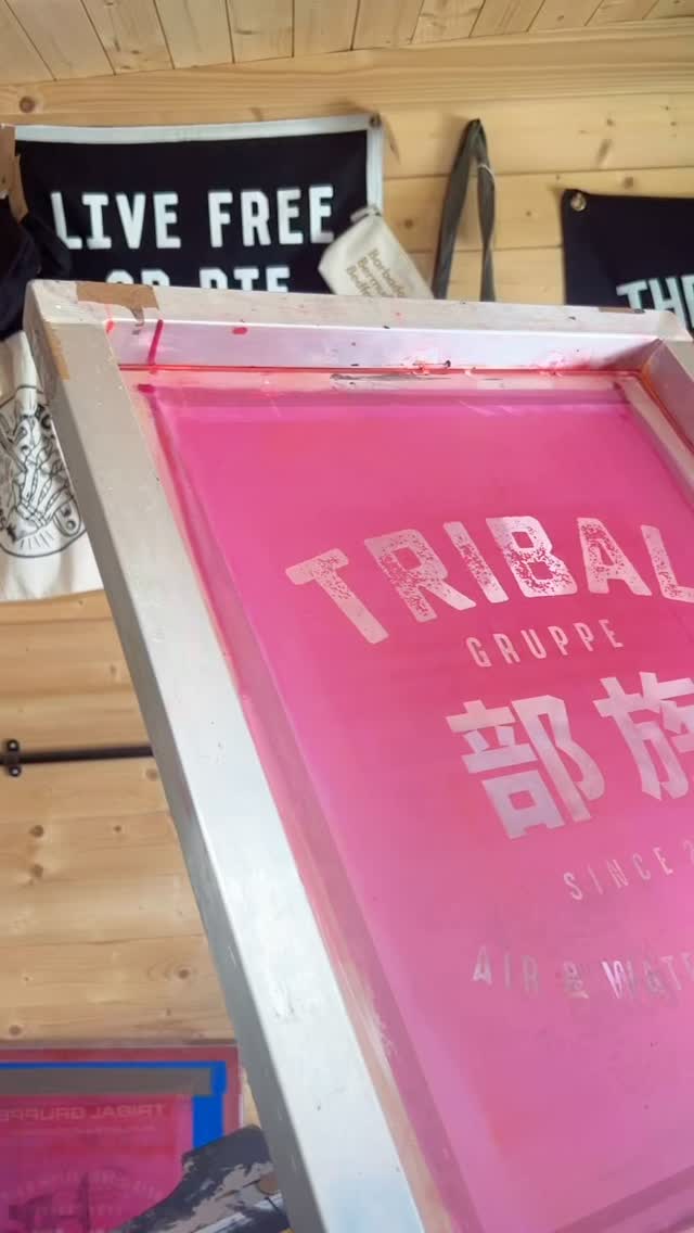 Screen printing a crisp racing green on quality white @casualclassicsuk blanks for @tribalgruppe
Always water based ink for a sustainable product, printed in Bedford