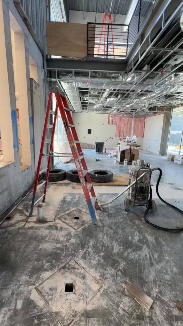 Don’t mind us — just slicing through 12” concrete tilt-wall panels on this airplane hangar project. ✈️🪚💥