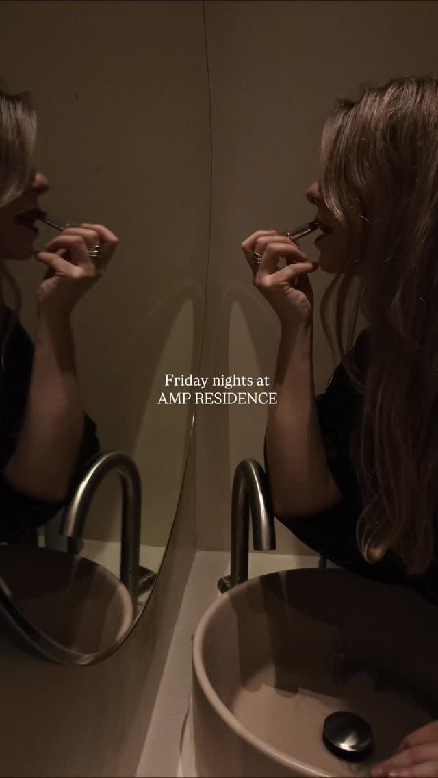Friday nights at AMP Residence.
Because a home is never only completed when construction ends. It truly comes alive through moments like these.
The quiet luxury of everyday life, amplified.
AMP Residence
Athens, Greece
•
#MINIMUC
#InteriorArchitecture
#ArchitecturalAtmosphere
#ResidentialArchitecture
#ContemporaryInteriors