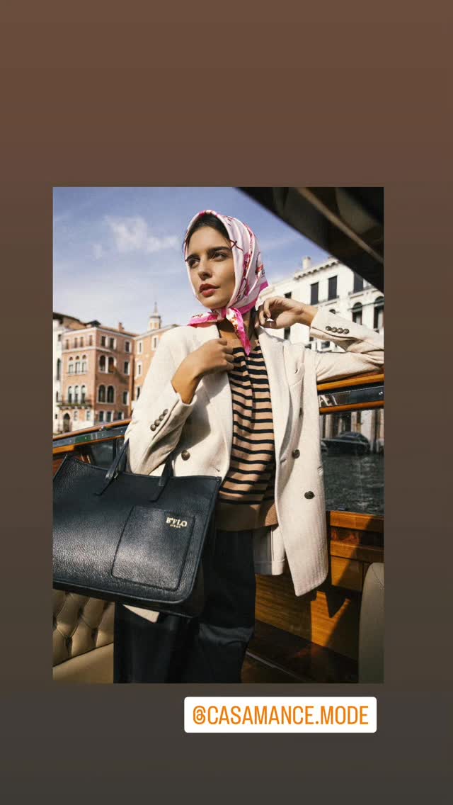 CASAMIODE @casamance.mode
SHOWING
B FLO COLLECTION grazie mille
Shoppingbag & Foulard
FOTO shoot in Venice by @jpmerchanphoto
Leathergoods and SILK
Made in Italy
Limited Edition
SWISSDESIGN
ITALIEN HANDCRAFT
@florence.e.bachofenszekely
#beyourbest
#bflocollection
#madeinitaly #luxurybag #bflosilkwear