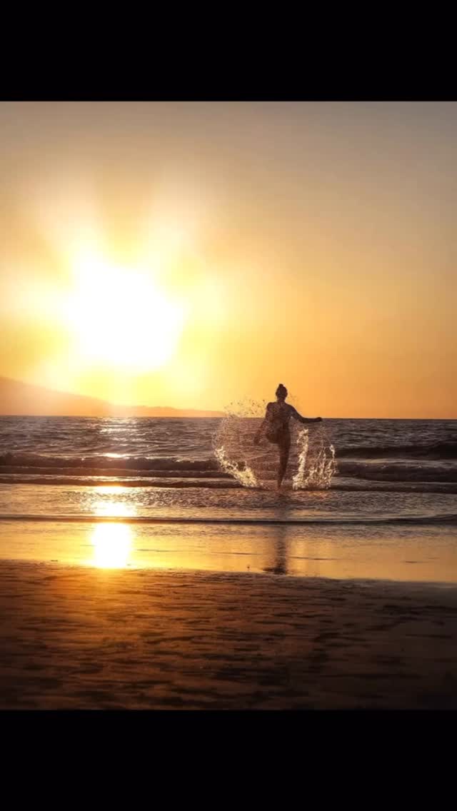Mai und Juni sind die schönsten Monate 🏖️
#beachhostel #strandurlaub #permakulturhostel