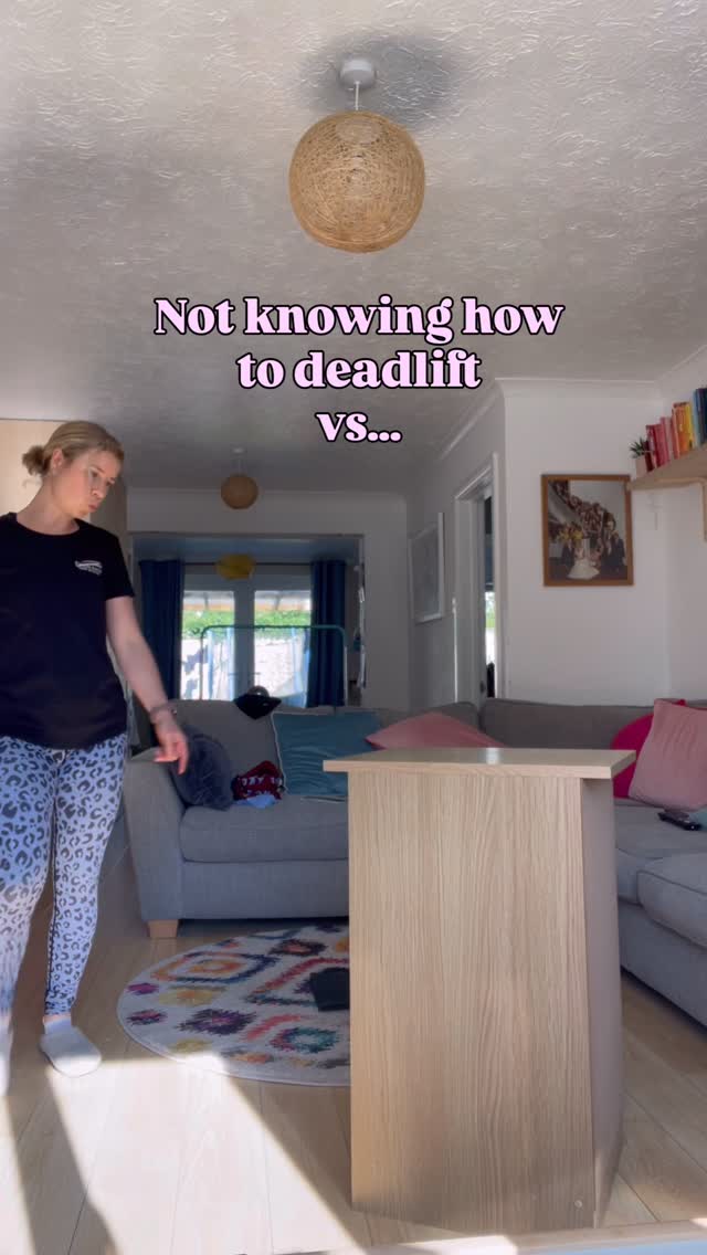 👇🏼True story below👇🏼
Recently one of my clients surprised a friend she was helping move house bcos she could lift some really heavy boxes!
But the best bit, some boxes were actually too heavy for her, but she was confident enough to have a go, knowing she wouldn’t hurt herself.
When you know HOW to lift, you can safely have a go, without the worry of putting your back out
What an amazing feeling 🤩
#stronggirlsclub #girlswholift