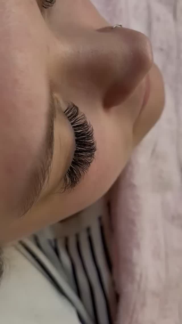 Full set of #lashes 😍😍