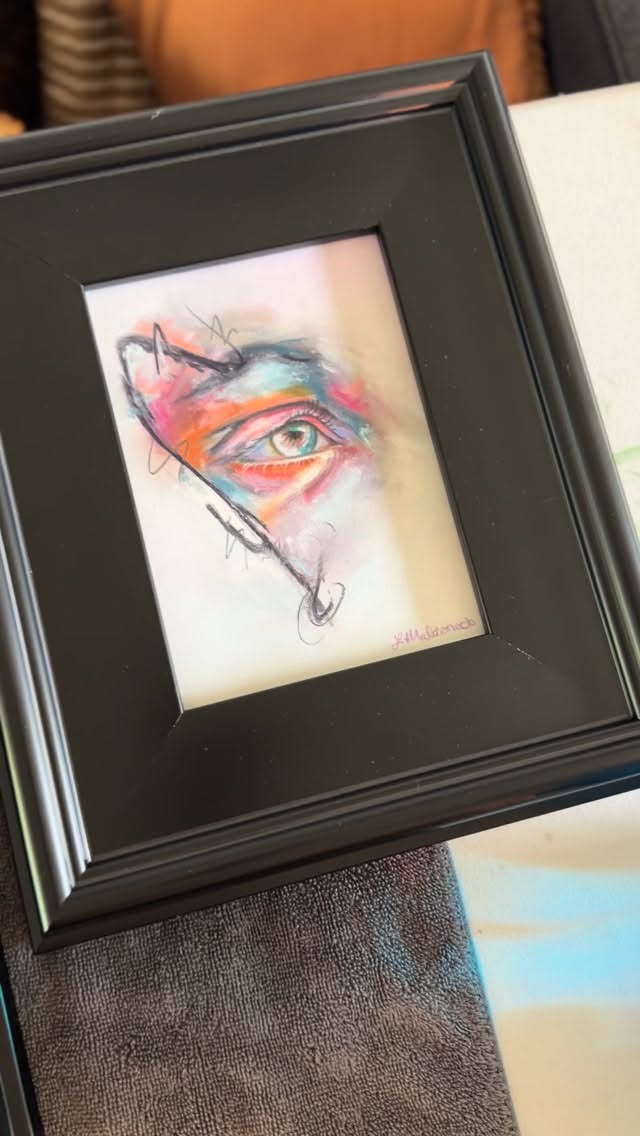 This is just the beginning ❤️ All pieces will be available at @parkcirclegallery in June! #artexhibit
#parkcircle #gallery #softpastels #lowcountrylife