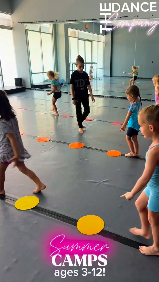 Summer at TDC looks a little like this ☀️✨
New friendships, big imaginations, dance parties, crafts, giggles, confidence growing, and memories they’ll talk about long after summer ends.
From preschool dreamers to full-day adventurers, our camps are designed to keep kids moving, creating, and having the BEST time. 💛
Limited spots still available for Summer Day Camps!
📍Trinity, FL
🔗 https://www.thedancecompanytrinity.com/summer