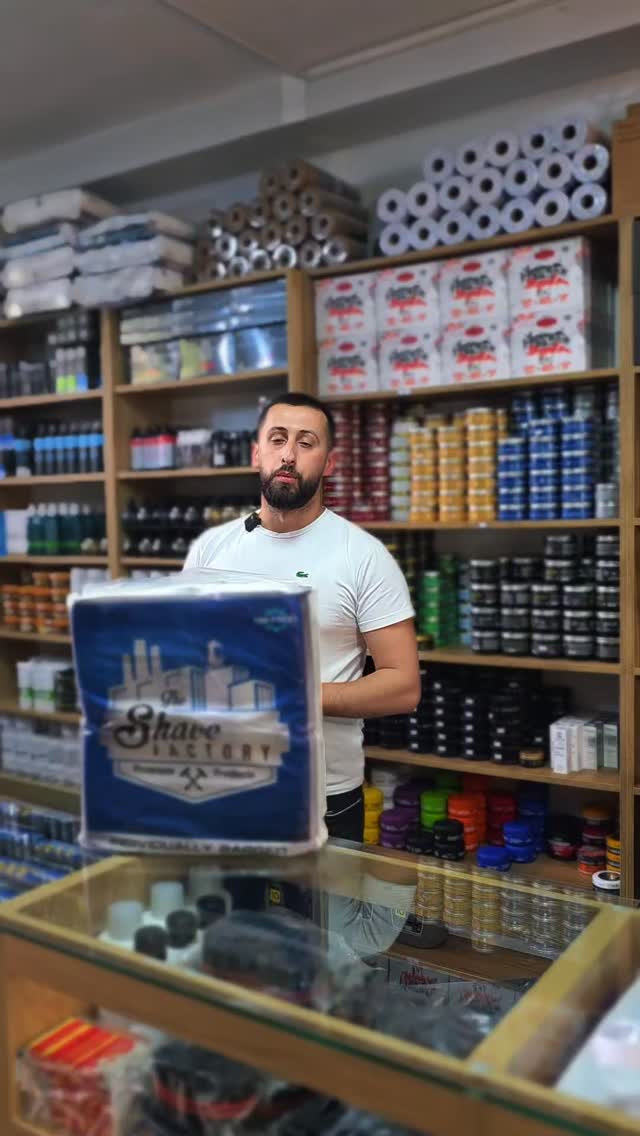 Peshqirat njeperdorimesh te Shave Factory.
Porosite tani ne Berberalb 🗳 #albania #viral #berberalb