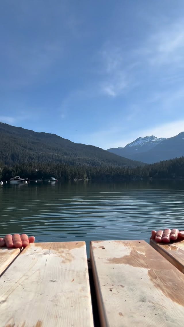 There’s something that happens when you lower yourself into cold water — your nervous system wakes all the way up. 🧊
The cold triggers your sympathetic nervous system (fight or flight), and then something remarkable happens: you choose to stay. You breathe through it. And in doing that, you train your nervous system to regulate under stress.
That shift — from panic to presence — is the practice. Cold dipping teaches your body that discomfort doesn’t have to mean danger. Over time, that translates off the dock and into daily life: less reactivity, more resilience, a wider window of tolerance.
Some of what’s happening in the body:
🫁 Controlled breathing activates the vagus nerve
❄️ Cold exposure boosts norepinephrine (mood + focus)
💙 Repeated practice lowers baseline cortisol
🌊 The parasympathetic “rest and digest” response gets stronger
I’m on Day 11 of the 30 Day Challenge with @wedipwhistler and I can genuinely feel the difference. Not just in the water, but in how I show up when life gets uncomfortable.
The cold is just the teacher. The regulation is the gift. 🙏
#ColdDipping #NervousSystemRegulation #WimHof #ColdWaterTherapy SomaticHealing