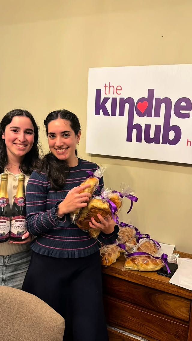 The Kindness Hub❤️. A new initiative in Crown Heights. It’s not just about the food, it’s showing the “younger generation” the joy and fun in chesed. What is living without giving🥰. To get involved reach out to thekindnesshub18@gmail.com. #kindness #food #foodpantry #caring #community