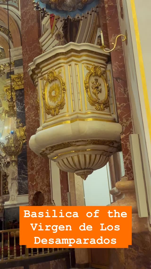 Save the day: the 2nd of May we celebrate the Virgen of the Forsaken… dances, Fireworks and the transfer of the image of the virgin to the cathedral.
Listen for the information and don’t miss this highlight!
.
.
#getinvolvedvalencia #valencia #visitvalencia #nederlandsegidsinvalencia #gezelligfietseninvalencia