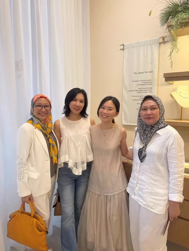 Celebrating the beauty of motherhood in the most meaningful way.
Honoured to be part of an intimate and thoughtfully curated Mother’s Day celebration hosted by Inari Jewellery — a special gathering filled with meaningful connections, and appreciation for the incredible women who inspire us every day.
At IMM Carehub, we believe wellness and love go hand in hand, and this beautiful event was a gentle reminder to celebrate the strength, grace, and unconditional love of every mother.
Thank you to the team at Inari Jewellery for bringing together such a lovely community to celebrate Mother’s Day in a truly memorable way.
#MothersDay #InariJewellery #IMMCarehub #CelebrateMotherhood #healthyageing