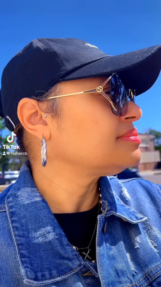 Designer Frameless Sunnies😎
👑Price: $325 / $375
‼️30 Day Layaway Available‼️
$$110 / $125 Deposit + $10 Fee
👑HIS & 👑Her Luxury Consignment Boutique is a resale boutique and is not affiliated, associated, or endorsed by any of the brands posted and are being sold under the Nominative Fair Use Act which states selling authentic branded items is not considered trademark infringement. All brands are preowned and 100% authentic.
OPEN Tuesday thru Saturday
10a - 4p
875 West Poplar Ave
Shops of Collierville
STORE: 901-861-0056
TEXT: 901-356-3655
www.hisandherconsignment.com
#hisher
#hisherconsignment
#consignment
#FYP