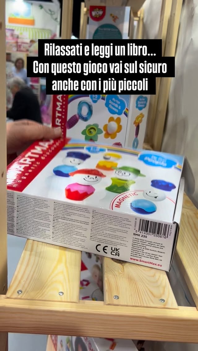 Ci sono giochi che … li lasci lì, in tutta sicurezza, e tu puoi davvero prenderti un attimo da dedicare a te. I magneti sono grandi e sicuri, anche per la manine più piccole ♥️ #magoriumgiocattoli #giocattoli #giocare #giocarepercrescere #relax