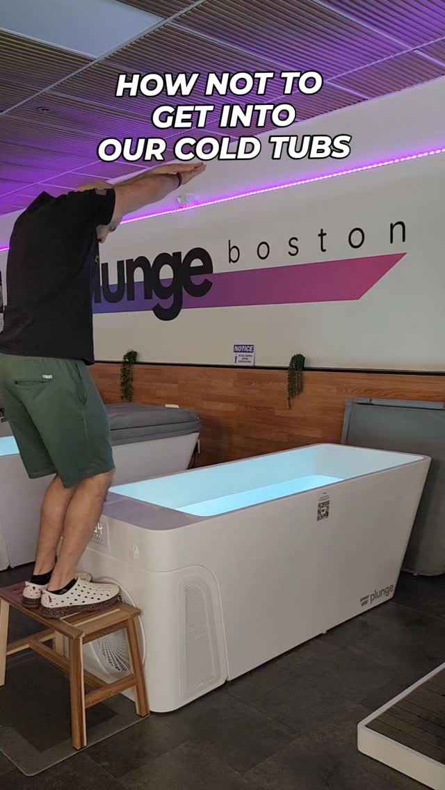 There's always that one person....
Please don't make us get a no diving sign to hang on the walls.
We recommend a smooth and slow entrance into our cold plunge tubs. This allows for optimal breath control during your experience.
Grab a day pass today and drop in anytime! No appointment needed!
#coldplunge #plungeboston #sauna #wellness #boston