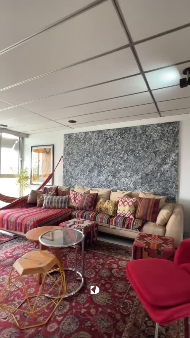 Antiguinho com assinatura de Rino Levi no Itaim
190m2 | 3 qts | 1 vaga
Venda R$ 2.450.000,00
Locacao: R$ 12mil
Cond + Iptu R$ 4.2mil/mes
Apartamento iluminado, ventilado. Espacos amplos
Entre em contato e agende sua visita
📲11933107285