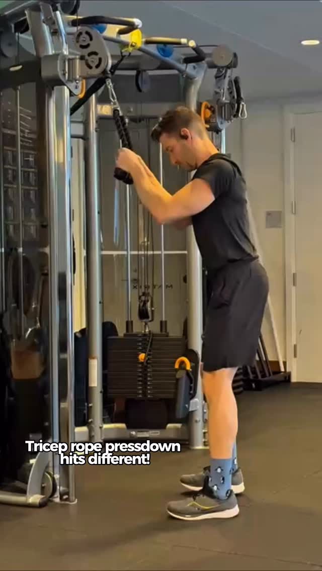If you want to actually feel your triceps working during rope pressdowns, focus on your form before adding more weight 👏🏼
✔️Keep your elbows locked close to your sides
✔️Push the rope all the way down into full extension
✔️Pull the rope apart slightly at the bottom
✔️Squeeze your triceps for a second before coming back up
✔️Control the movement the entire time - don’t let the weight swing you
This movement is one of the best for building stronger, more defined arms when done correctly 😮💨💪🏼
Save this for your next upper body workout.
#vosfitness #bostonmassachusetts #boston #bostonfitness #bostonwellness