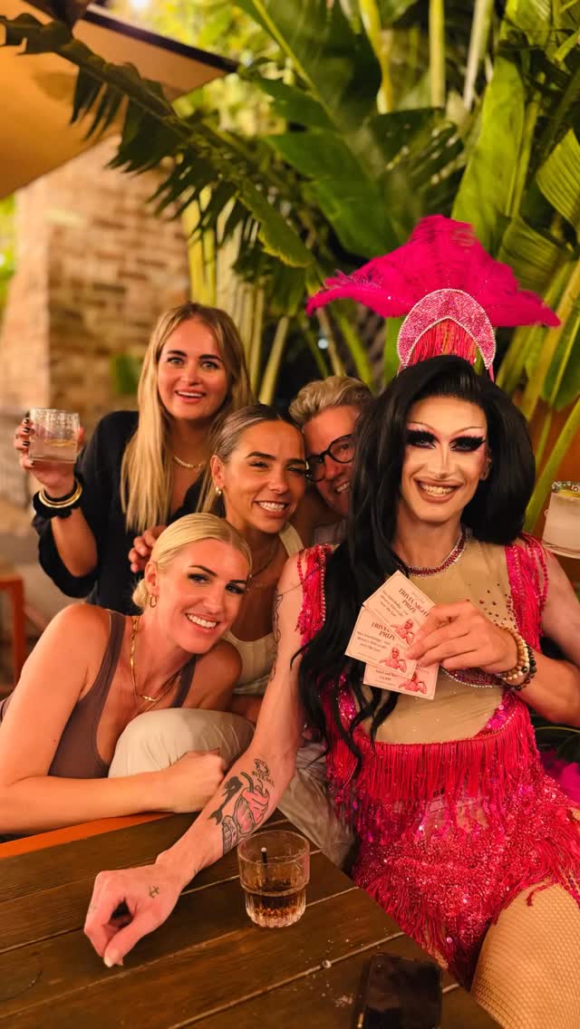 WEDNESDAYS ARE FOR THE GIRLS, THE GAYS, THE THEYS AND THE TRIVIA SLAYS 🍹💅✨
Drag Trivia with @itstealyxo kicks off from 7pm every Wednesday and honestly? The competition is fierce.
Expect chaotic questions, questionable team names, big laughs and prizes juicy enough to start drama over 👀
Grab the dolls, warm up those vocal cords and prepare to absolutely bomb the sports round xx 💋 Free to play. Fabulous by default.