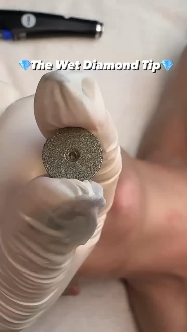 Diamonds are great, but have you tried them on your skin? 💎
Take your Hydrafacial to the next level with the Diamond Tip upgrade.
While the classic tip works wonders, this precision-grade exfoliation manually buffs away stubborn texture, congestion, and dullness - leaving you with that "filtered in real life" glow.
The result?
☁️ Silky smooth texture
✨ Instant radiance
💧 Deeper product penetration
Book your Diamond Hydrafacial online today ✨
#hydrafaci̇al #diamondglow #skincaregoals #glowup