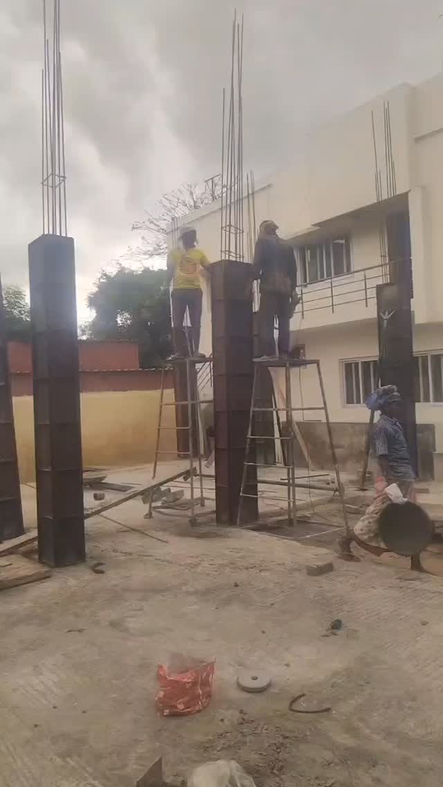 🏗️ Ground Floor Column Concrete Progress at Chrompet Site
Strong foundations. Stronger future. 💪
Precision in every pour, strength in every column.
Precision, strength, and quality remain at the core of every stage by BUILDDRITE STUDIO.
Every floor tells a story of progress. ✨
DM for enquiries 📩
#BuilddriteStudio #ChrompetSite #luxuryliving #dreamhome #constructionupdate