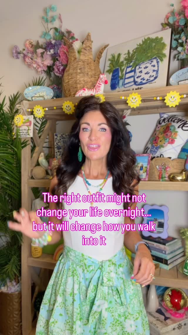 If you want to change your life, change your outfit.
You don’t need a designer wardrobe or a full closet overhaul, to show up with intention.
Do it for yourself, for the woman you strive to be and for the little girl you once were.
Don’t wait for the perfect moment, a special occasion, or for confidence to magically show up.
Put on the outfit and let confidence follow! 💃🏻
If you’re ready to shine boldly in your personal style, to embrace your self-worth and walk into the life you are craving, then my style guide is your ultimate starting point.
Grab yours through my link in bio or comment below and I’ll send it your way! 😍