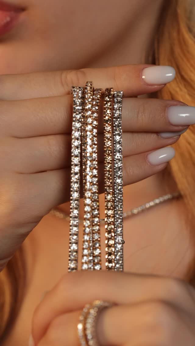 The tennis bracelet was never designed to become iconic.
It happened in the middle of a match.
During the 1978 US Open, Chris Evert stopped play after her diamond bracelet unclasped and fell from her wrist.
Millions watched as the match paused so she could find it.
From that moment on, the piece became known as the “tennis bracelet.”
Today, it remains one of the most timeless creations in high jewellery.
Simple to wear.
Extremely difficult to perfect.
Every diamond must match perfectly in brilliance, colour, proportion, and light. One single stone out of harmony and the entire line changes.
The pieces you see here each carry their own character.
Some more delicate and refined.
Others bolder, designed with larger diamonds
that hold the light differently on the wrist.
But they all share the same idea:
a continuous line of brilliance,
moving effortlessly with the body.
That is what made the tennis bracelet timeless.
By private appointment
The BrandZ — A luxury Experience
#thebrandz