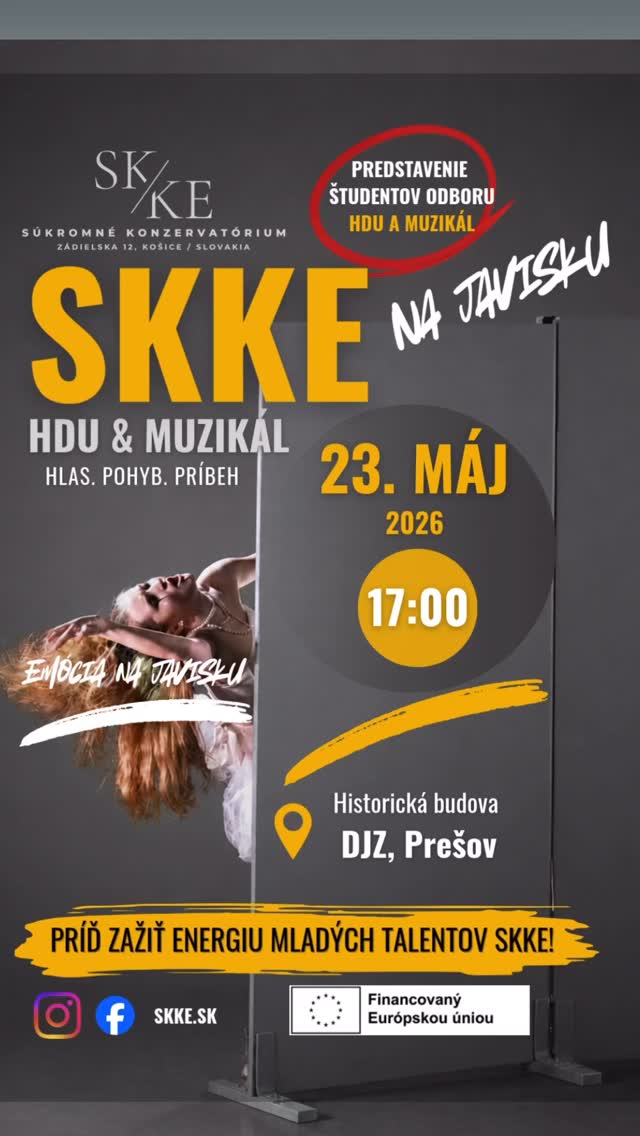 🎭 Záverečná prezentácia odborov HDU a Muzikál
📍 23. 5. 2026 | 17:00
📍 Historická budova DJZ, Prešov
Večer plný spevu, tanca a herectva v podaní študentov odborov HDU a Muzikál.
🔥V spevácko-tanečnej časti budete môcť vidieť úryvky z muzikálov Čajočky a The Duchon’s, ktoré boli naštudované v rámci umeleckej praxe s povolením Jána Ďurovčíka, a piesne pripravené pod vedením Andrey Kónya a Martina Pada. Dĺžka 40 min.
🔥V hereckej časti budete môcť vidieť českú rozprávku pre deti a rodičov U BÁSNIKOV v podaní študentiek 2. ročníka v úprave a réžii Lukáša Lipčáka, v ktorej sa dozvieme aj to, že omnoho krajšie než veci ničiť, je veci tvoriť – a že vždy je lepší nešikovný maliar, ako šikovný vojak. Dĺžka 35 min.
🔥Študenti 3. ročníka sa predstavia s hrou MODROFÚZ v réžii Evy Cibulovej-Ryšákovej. Hra nemeckej dramatičky Dea Loher opisujúca groteskný svet plný krutosti, absurdity a nečakaného citu odhaľuje, ako ďaleko je človek schopný zájsť, aby zmenil svoj osud. Dĺžka 45 min.
🔥Večer uzatvoria študenti 4. ročníka so svojím maturitným predstavením VOJNA NA TREŤOM POSCHODÍ v réžii a úprave Michala Náhlíka. Slávnu divadelnú aktovku, uvedenú na mnohých svetových scénach, napísal Pavel Kohout za jedinú noc, 21. augusta 1970, teda dva roky po vtrhnutí sovietskych tankov na územie Československa. Dĺžka 40 min.
🎟 Vstupenky:
I. kategória 15 €
II. kategória 13 €
III. kategória 11 €
🎫 Zľava 2 € pre žiakov ZŠ a SŠ
Zľavnené vstupné je možné zakúpiť na požiadanie len v pokladni DJZ v deň predstavenia.
Oprávnenosť zakúpenia zľavneného vstupného bude overená pri vstupe do sály.
👍Viac informácií: www.skke.sk
#smeskke #umenie #divadlo #muzikal #cinohra