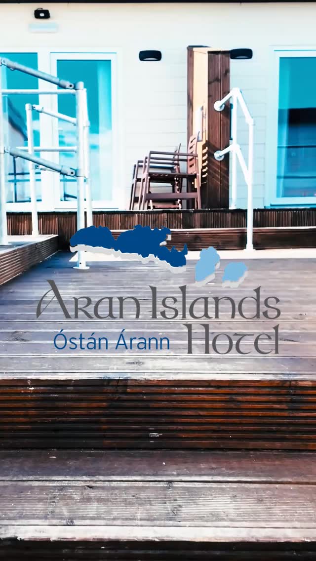 Our sea view chalets. All the comforts, and the Atlantic right outside your door.
After a day exploring Inis Mór, this is where you end up… sitting on your deck, drink in hand, watching the sun go down.
Make a night of it: https://f.mtr.cool/exgiluacil
Stay with us at the Aran Islands Hotel, enjoy the views, the food, and a proper rest after a day out.
@aranislandferries @aerarann_islands @rorystravelclub @doolinferryco @aranseatours @aranoffroadexperience @irelandwalkhikebike @knittingtours @44clovers
#IrishExplorer #aranconnemara #wildatlanticway #Aranislands #InisMór #Irelandgram #discoverireland