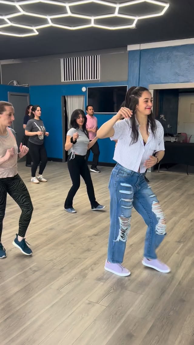 🎁 Your FIRST DAY is FREE
TUESDAYS 6:45pm in ABQ
📍1705 SAN PEDRO ST NE
WEDNESDAYS 7:00pm in SANTA FE
📍851 W SAN MATEO RD
#mettadancecollective #lovingkindness #bachatacommunity #dancetraining #bachatasantafe #latindancesantafe #dancesantafe #classessantafe