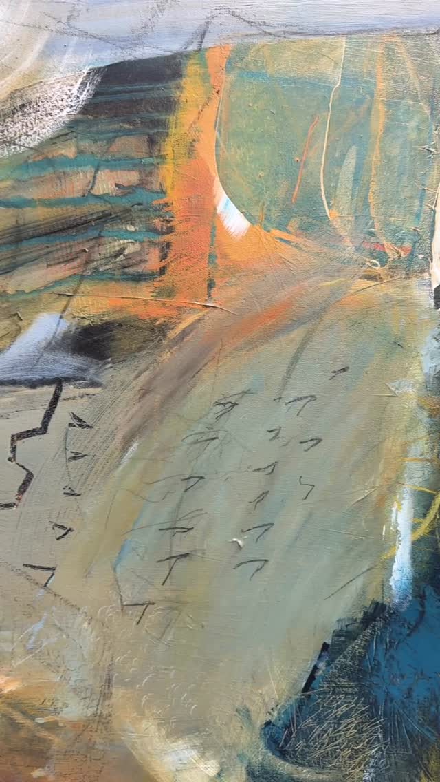 ‘Hidden away on the hill’, 60 x 60cm, acrylic and mixed media on canvas. Part of my PORTALS solo exhibition which concludes this Saturday 16 May. @thevannergallery A contemporary art gallery based in Salisbury.. The exhibition features 32 abstract landscape paintings. The gallery is open Tuesday to. Saturday 10 -5pm
Thank you to everyone who has visited the exhibition so far and for your feedback. It’s been wonderful to meet many of you in person and I’ll be back in the gallery on the final day, Saturday 16th between 12.30 and 2.30pm. So please come and view this body of work for one last time and say hello 🙋♂️
#davidmankin #davidmankinart #abstractlandscape #contemporarypainting #contemporaryart