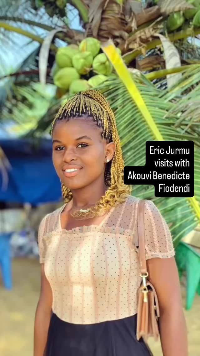 On the final day of a 10-day mission trip to Togo and Benin, Eric Jurmu of Buffalo, Minnesota, spoke with Akouvi Benedicte Fiodendi, a young believer from the Lomé congregation in Togo. Speaking French, Akouvi shared that she is a first-year science student at the University of Lomé and reflected with thankfulness on having been born into a believing home. She spoke of the grace God has given through believing parents.
When asked what message she would share with young believers in Finland, Asia, and North America, Akouvi encouraged them to remain hopeful and trust in God’s care. “It is God who is doing everything in my life,” she shared.