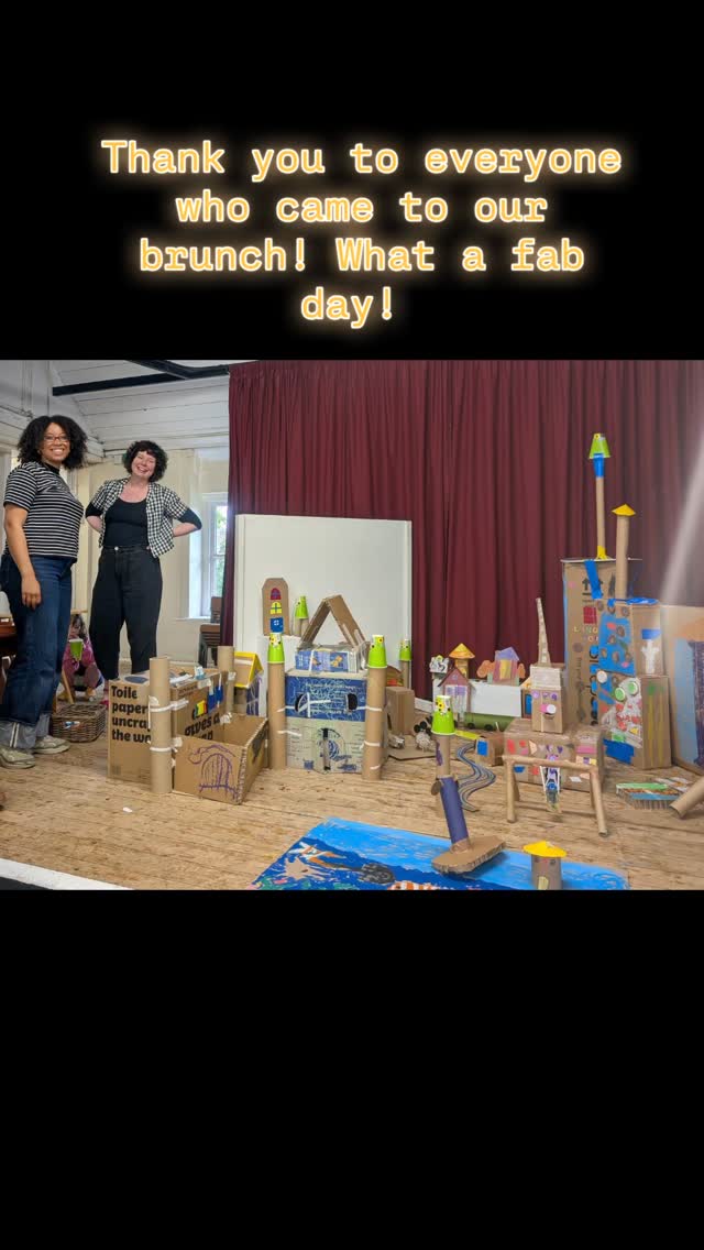 A shout out to everyone who came to the Arts Hub Brunch on Sunday! What a fab day, and amazing to see the final village creation crafted from everyone's imagination 🖼️🏘️🏡🖌️👩🏼🎨🎨📦🖍️
Thank you especially to our artists Jasmine and Ali for making the morning so fun and welcoming for everyone getting involved. And thank you to those behind the scenes for making the morning run smoothly - @daisybowiesell @patrickbarkersculptor @roxanne_summerhayes_xoxo and artists from the Big Arts Weekend who came along to support and help out - we couldn't have done it without you!
Watch this space for more arty things happening soon!
#artstudio #artshub #artworkshops