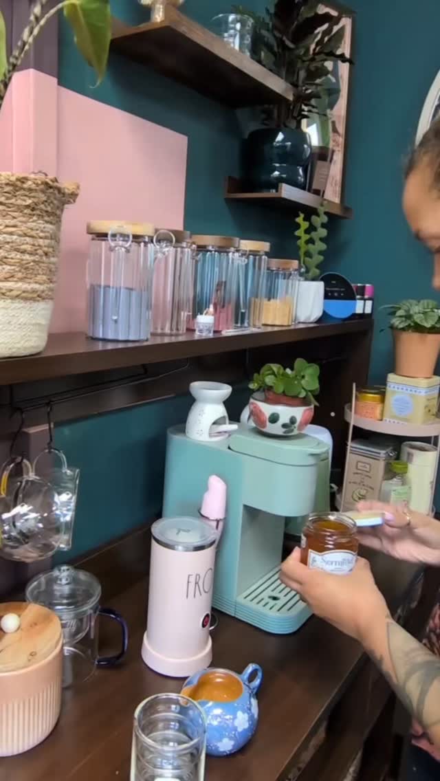Fun fact... I was a barista in #starbucks when I was 17... and it is something I love to share with my clients. Whether making you a regular drip or a #bluelavenderlatte to sip while in the chair ... it's all made with so much love! #coffeelover #salonlife #salonowner