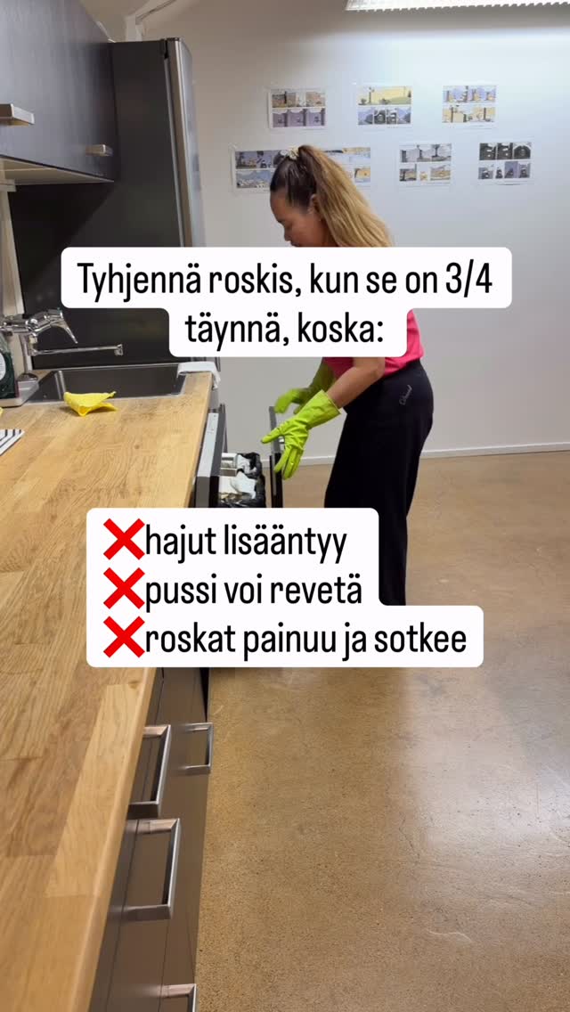 Miksi roskis pitää viedä jo silloin ulos, kun se on vasta 3/4 täynnä? 🤷🏻♀️
Tuntuu jotenkin tyhmältä vaihtaa pussi, vaikka sinne mahtuisi vielä vaikka mitä.
Mut sit jos odottaa siihen asti että se on ihan täynnä:
– kansi ei enää mene kiinni
- roskis alkaa haistaa
– pussi repeää just siinä vaiheessa kun nostat sen
– jotain tippuu lattialle
– ja koko homma muuttuu ärsyttäväksi 😅
Eli käytännössä roskis kannattaa tyhjentää vähän ennen kuin se on täynnä… vaikka pää ei aina hyväksy sitä 🙂
#Siivous #sivex #kotisiivous #toimistosiivous