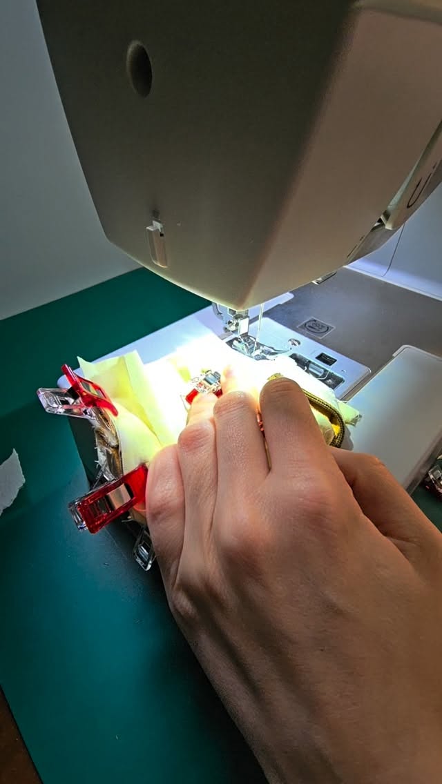 I tried something new this morning and decided to record myself sewing. It was fraught but I am kinda happy to have my process documented!
The pattern is the Mini Bilby zipper pouch by @cocotteandcocreations.
I am preparing to do a drop with some hand sewn goodies in my shop. This little bag will be one of them! I will post when all the goodies are up!
#handmade #cocotteandcocreationspatterns #ooak #rovingwrensews #sewing
