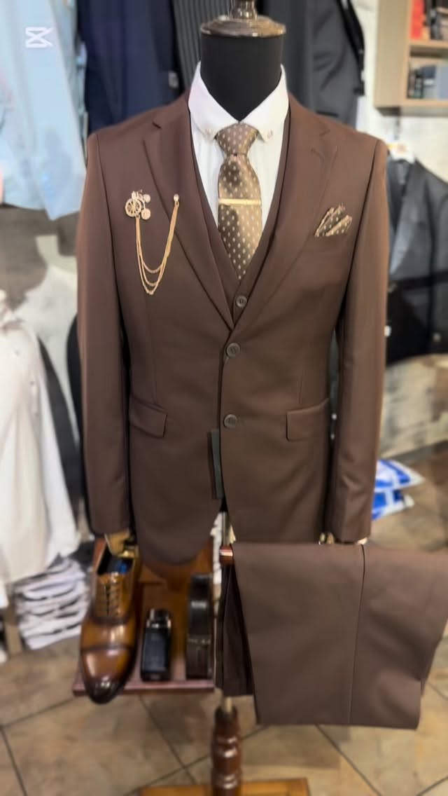 Check out this outfit only at our shop…..
* Suit - R2000
* Shirt - R650
*Tie pin - R150
*Brooch-150
* Necktie - R150
* Belt - R250
* Cologne - R500
* Shoes - R750
* Total - 4600
www.mandmformalclothing.com…. Update your wardrobe only at M&M Formal Clothing
#mandmformalclothing #creatorsearchinsight #southafrica #steezybwoi #matric2026