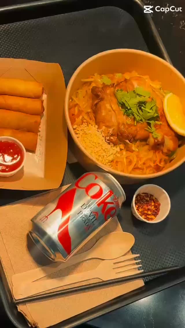 MEAL DEAL every Monday-Friday £16.99 you get MAIN DISH + SPRING ROLLS + SOFT DRINK @brentcross_sc