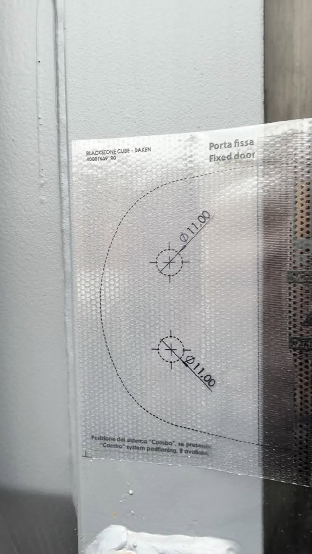 Ny återförsäljare 👈🏻
Nu finns våra containerlås “Blackstone Cube” även hos @containerpoolen 🔒💪🏻
Vi är glada över samarbetet och ser fram emot att hjälpa ännu fler kunder med säkra och smarta lösningar för containrar.
Varmt välkomna 🤝