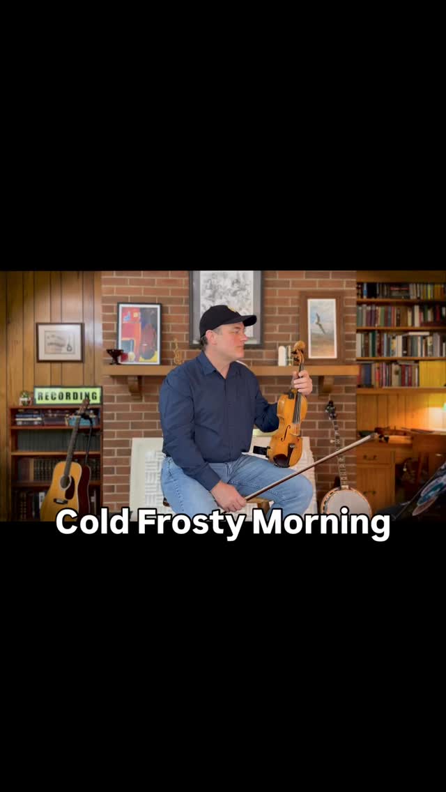 A bit of “Cold Frosty Morning” from the new “Love Songs, Torch, & Bluegrass” album. This is one of our favorites! The album is available everywhere. ❤️🗽🎻
“…this instrumental is a masterclass in fiddle tone. It’s a haunting, ancient melody and serves as a powerful reminder that Mitchell is a premier instrumentalist first and foremost…”~~
Christian Lamischka, @countrymusicnewsinternational
🎻 producer: @deanier
💿 producer: @aldridgedarin
#bluegrassmusic #singersongwriter #mikemitchellmusic #bluegrassfiddle #lovesongstorchandbluegrass